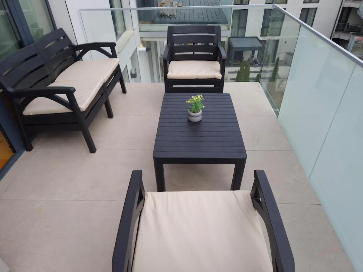 Blue Royale Apartment Bucharest