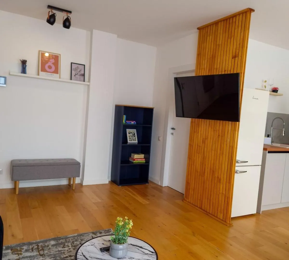 Blue Royale Apartment Bucharest