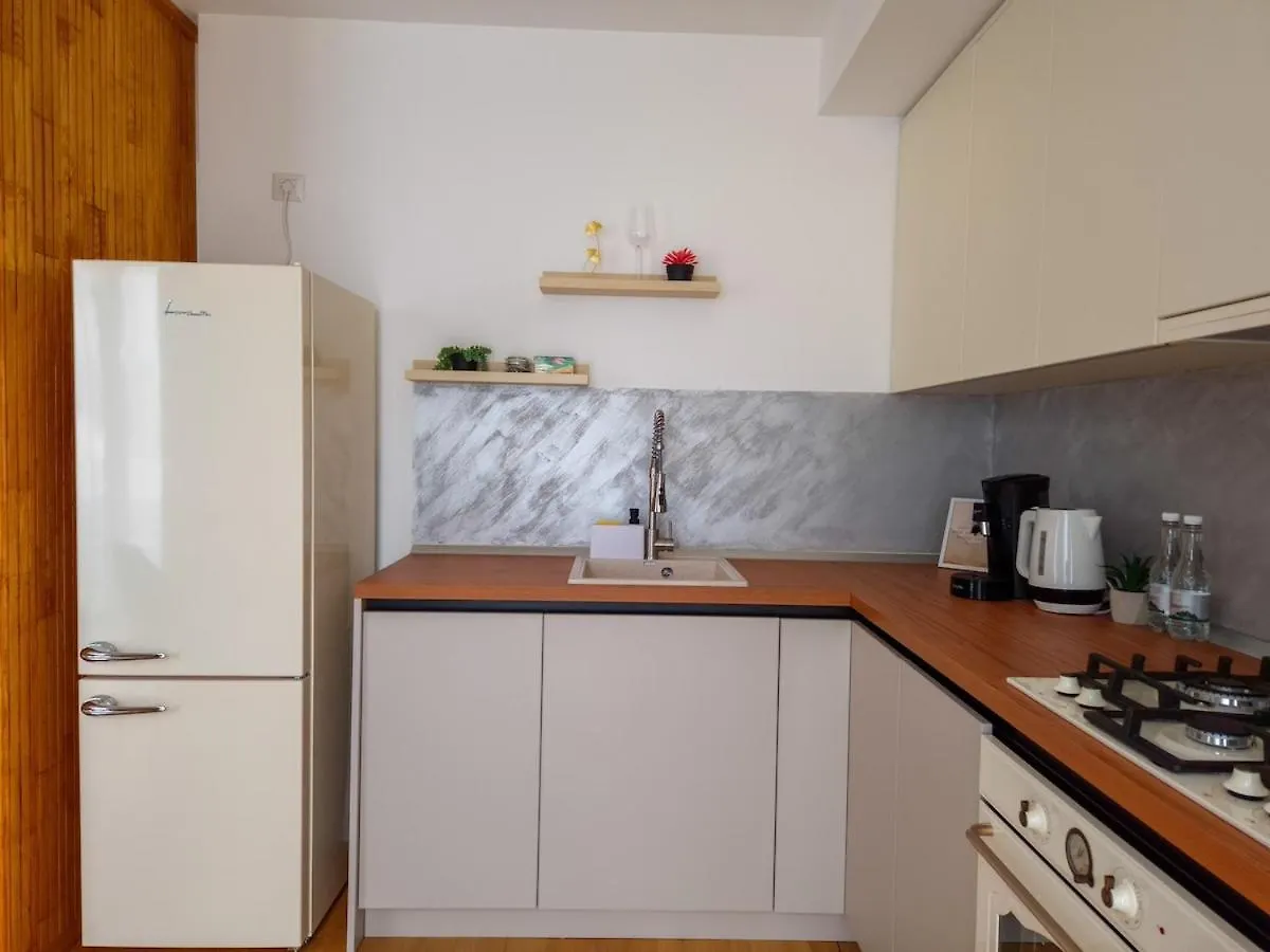 Blue Royale Apartment Bucharest